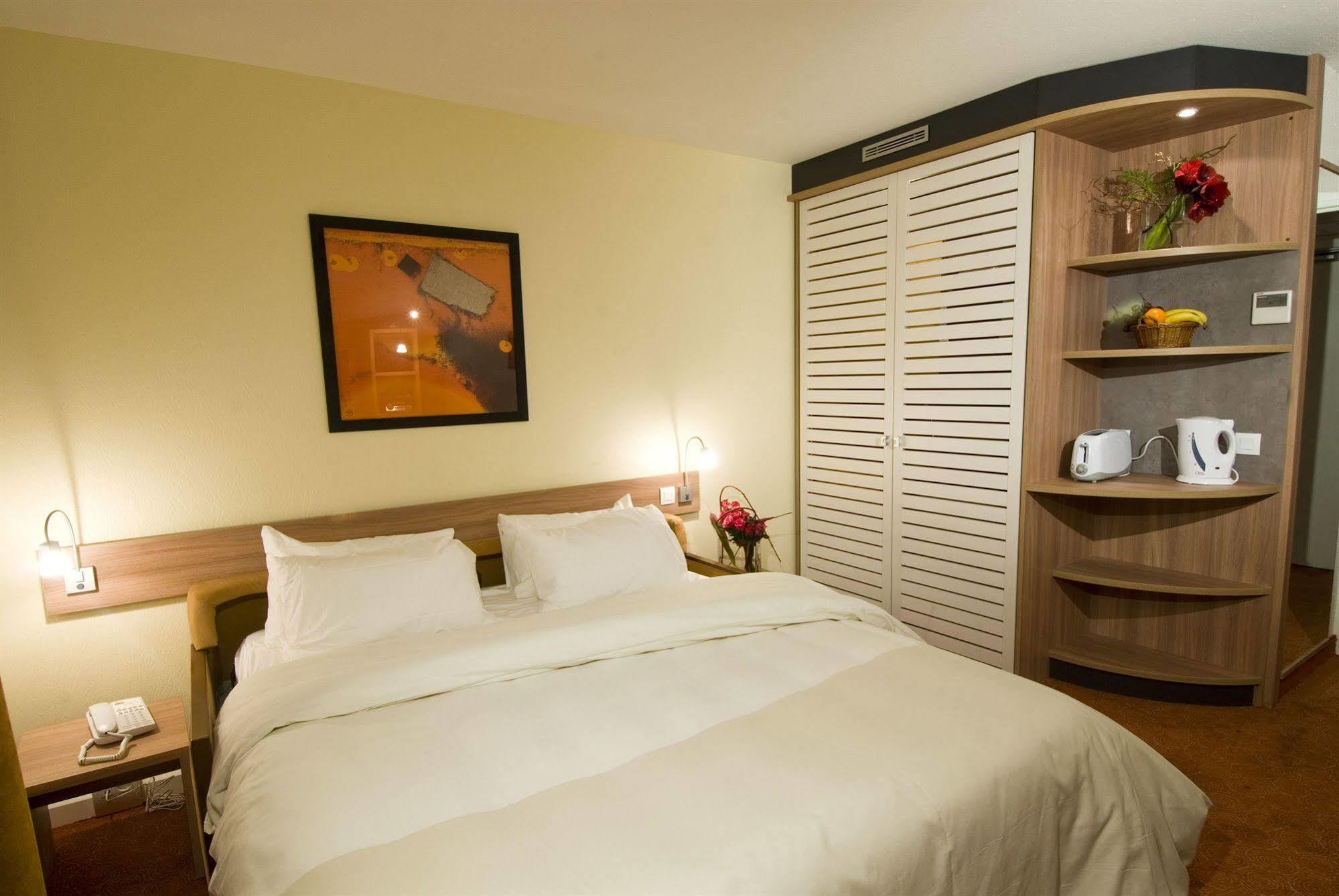 Canal Suites Pantin Εξωτερικό φωτογραφία